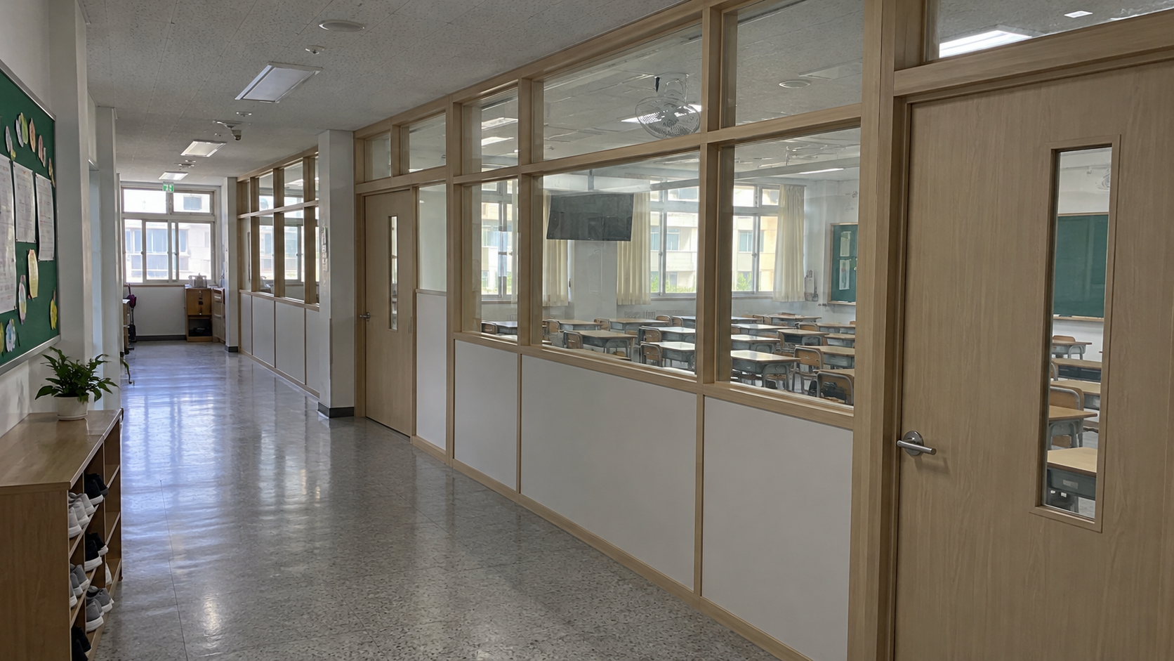 초등학교 교실 복도 랩핑칸막이 공간 적용 예시